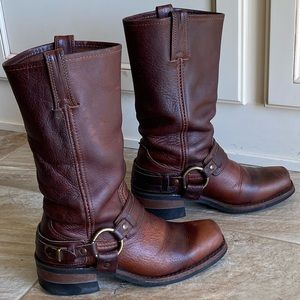 FRYE WOMEN'S CHESTNUT BELTED HARNESS 12" MOTORCYCLE BOOTS